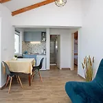 By The Sea - Murter - 815 Apartment