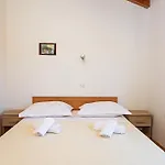 By The Sea - Murter - 815 Apartment *