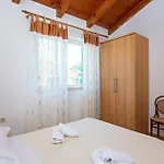 By The Sea - Murter - 815 Apartment
