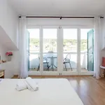 Apartment By The Sea - Murter - 815