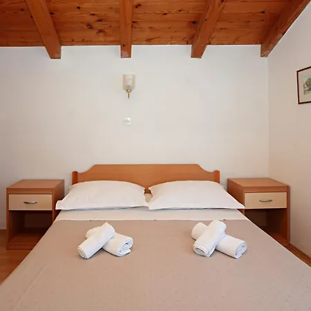 Apartment By The Sea Tisno, Murter - 815