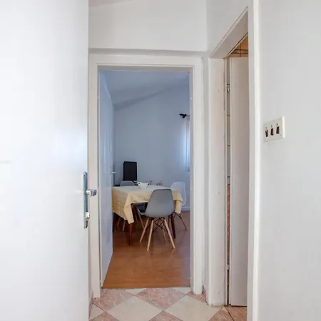 Apartment By The Sea Tisno, Murter - 815