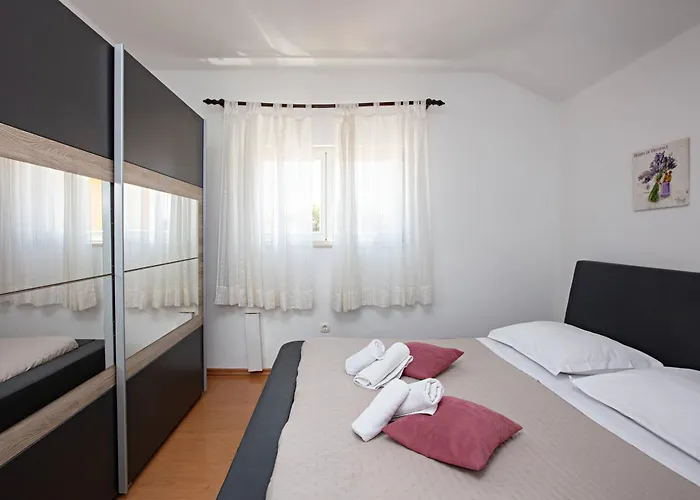 By The Sea Tisno, Murter - 815